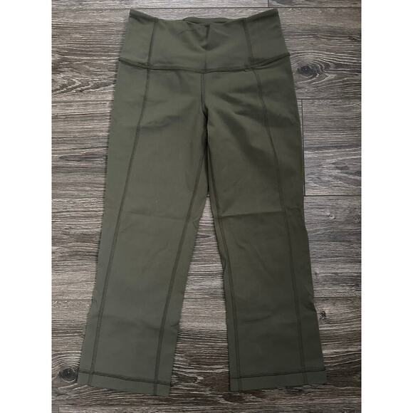 lululemon athletica Pants - Lululemon Gather And Crow Crop Size 4 Green